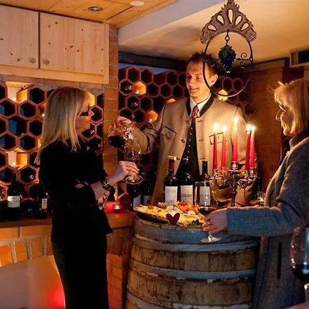 فندق Astoria Garden - Thermenhotels Gastein باد هوفغاستين